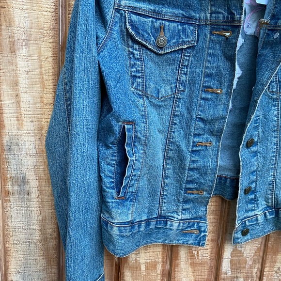 LeviStrauss signature denim embroidered jacket - Picture 4 of 8